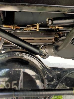 ラテラルロッドボルト折れアップ