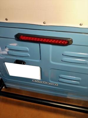 ハイマウントストップランプ