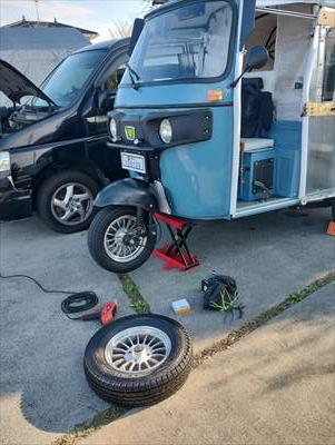 ジャッキアップ